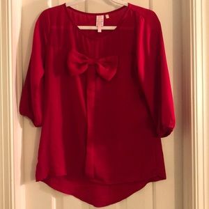 Red chiffon shirt - 3/4 sleeves - bow detail - size M